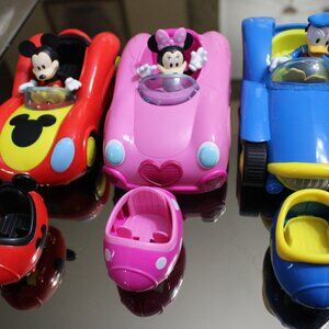 mickey mouse cars